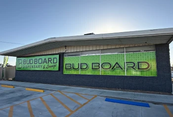 Storefront of Bud Board Dispensary - Smoke Shop & Lounge on National Parks Highway in Carlsbad, NM